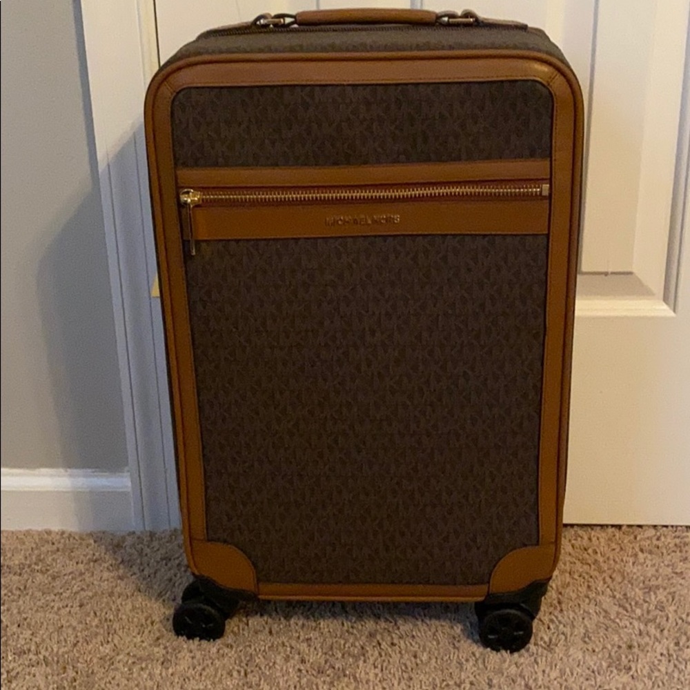 Michael Kors Trolly